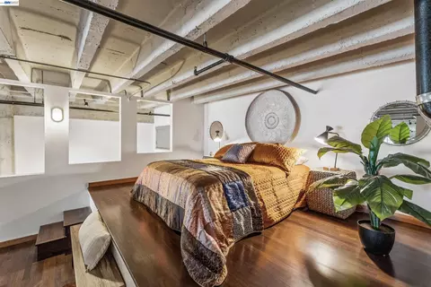 Bedroom - 247 Fourth St #405, Oakland, CA 94607 photo 3 of 4