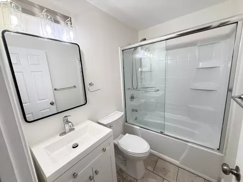 Bath - 8096 Juniper Ave, Newark, CA 94560 photo 1 of 3