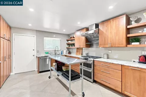 Kitchen - 167 Miramonte Dr, Moraga, CA 94556 photo 2 of 3
