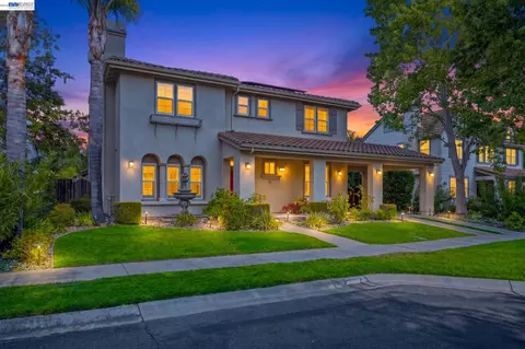 2413 Rees Cir, Livermore, CA 94550