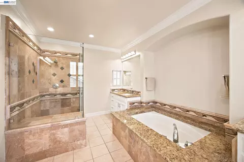 Bath - 2413 Rees Cir, Livermore, CA 94550 photo 2 of 6