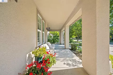 Exterior - 2413 Rees Cir, Livermore, CA 94550 photo 5 of 12
