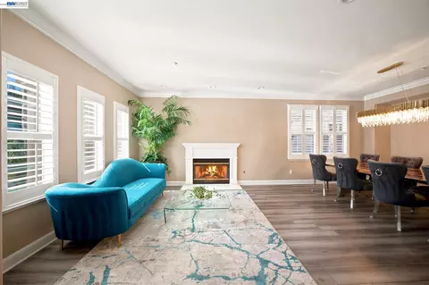 Living - 2413 Rees Cir, Livermore, CA 94550 photo 1 of 3