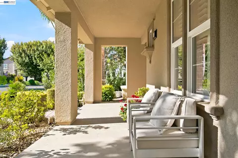 Exterior - 2413 Rees Cir, Livermore, CA 94550 photo 6 of 12
