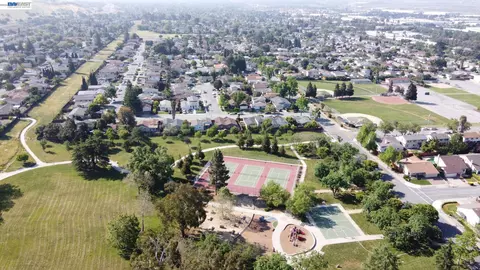 View/Area - 287 E Warren Ave, Fremont, CA 94539 photo 7 of 13