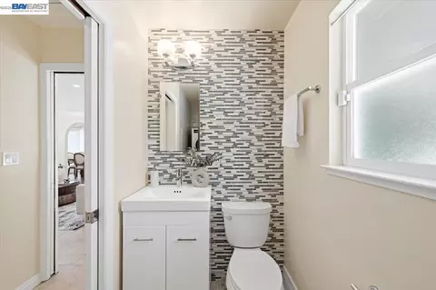 Bath - 280 Bolla Ave, Alamo, CA 94507 photo 1 of 5