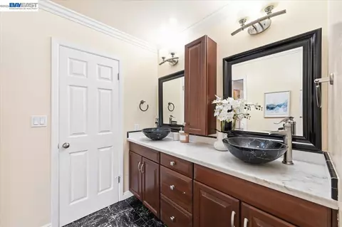 Bath - 280 Bolla Ave, Alamo, CA 94507 photo 2 of 5