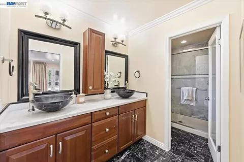 Bath - 280 Bolla Ave, Alamo, CA 94507 photo 3 of 5