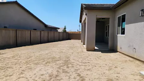 Exterior - 965 Beaver Pond Loop, Madera, CA 93636 photo 11 of 11