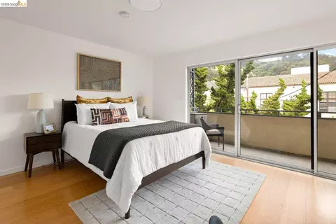 Bedroom - 2614 Warring St #9, Berkeley, CA 94704 photo 5 of 7