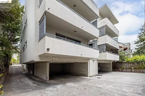 Exterior - 2614 Warring St #9, Berkeley, CA 94704 photo 6 of 9