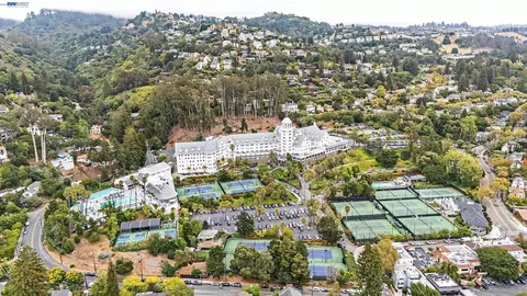 View/Area - 7360 Claremont Ave, Berkeley, CA 94705 photo 1 of 1