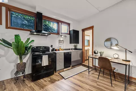 Kitchen - 7360 Claremont Ave, Berkeley, CA 94705 photo 4 of 4
