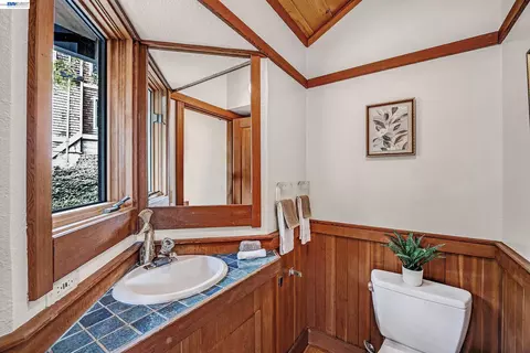 Bath - 7360 Claremont Ave, Berkeley, CA 94705 photo 1 of 4