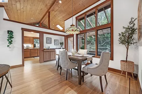 Dining - 7360 Claremont Ave, Berkeley, CA 94705 photo 2 of 3