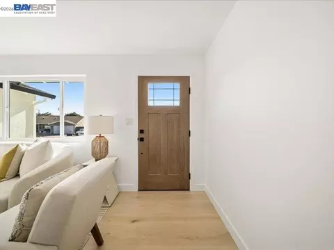 Entry Way - 7654 Brighton Dr, Dublin, CA 94568 photo 2 of 2
