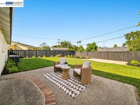 Exterior - 7654 Brighton Dr, Dublin, CA 94568 photo 5 of 12