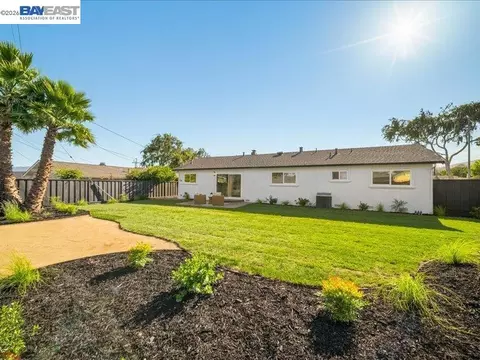 Exterior - 7654 Brighton Dr, Dublin, CA 94568 photo 3 of 12