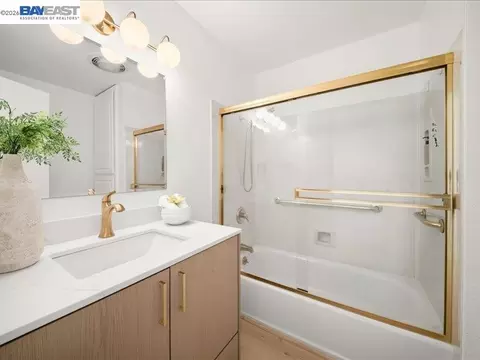 Bath - 7654 Brighton Dr, Dublin, CA 94568 photo 1 of 3