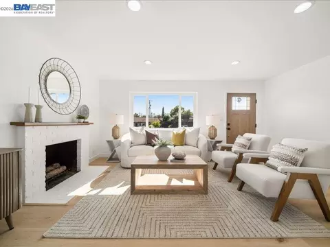 Living - 7654 Brighton Dr, Dublin, CA 94568 photo 6 of 6