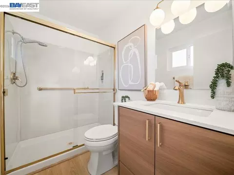 Bath - 7654 Brighton Dr, Dublin, CA 94568 photo 3 of 3