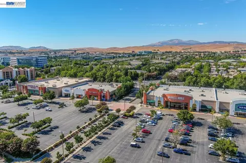 View/Area - 3063 Ridgefield Ct, Dublin, CA 94568 photo 16 of 17