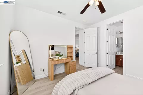 Bedroom - 3063 Ridgefield Ct, Dublin, CA 94568 photo 5 of 7