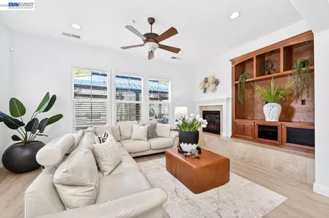 Living - 3063 Ridgefield Ct, Dublin, CA 94568 photo 2 of 2