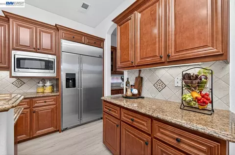 Kitchen - 3063 Ridgefield Ct, Dublin, CA 94568 photo 6 of 6