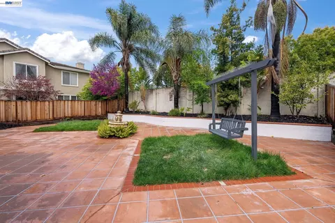 Exterior - 5089 Winterbrook Ave, Dublin, CA 94568 photo 2 of 11