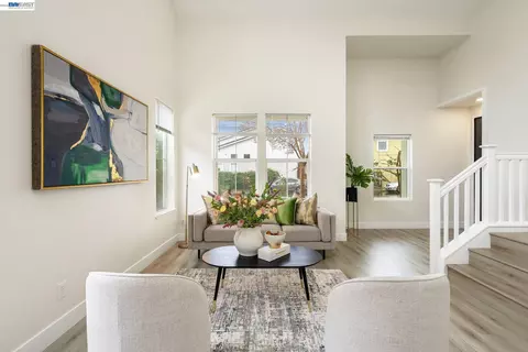 Living - 5089 Winterbrook Ave, Dublin, CA 94568 photo 6 of 9