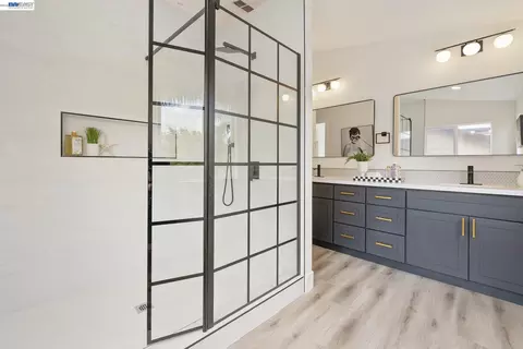Bath - 5089 Winterbrook Ave, Dublin, CA 94568 photo 1 of 5