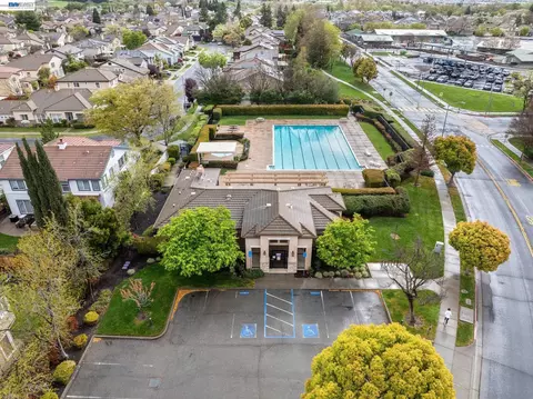 View/Area - 5089 Winterbrook Ave, Dublin, CA 94568 photo 8 of 10