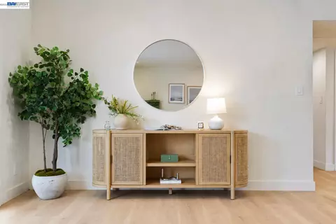 Entry Way - 24 Casper St, Milpitas, CA 95035 photo 1 of 1