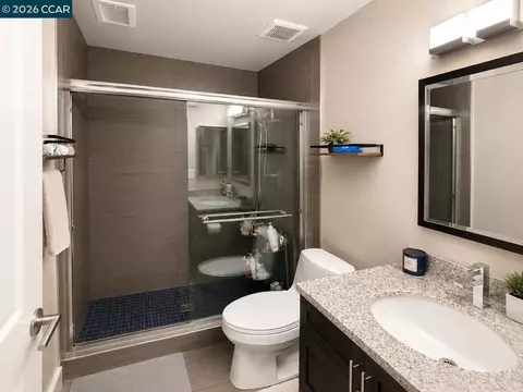 Bath - 1544 Bailey Rd #40, Concord, CA 94521 photo 2 of 2