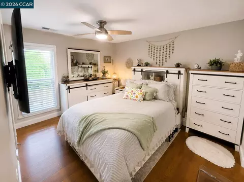 Bedroom - 1544 Bailey Rd #40, Concord, CA 94521 photo 3 of 4