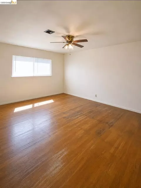 Bedroom - 1480 Delwood St, Vallejo, CA 94591 photo 4 of 4
