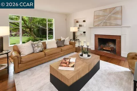 Living - 4053 Marianne Dr, Lafayette, CA 94549 photo 2 of 6