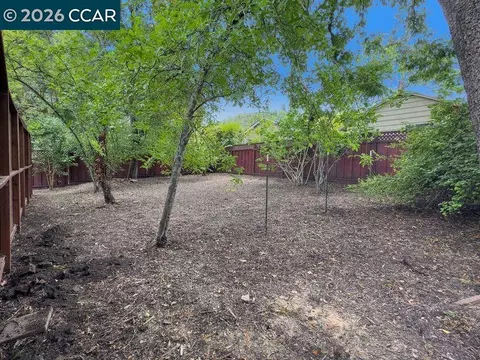 Exterior - 4053 Marianne Dr, Lafayette, CA 94549 photo 11 of 12