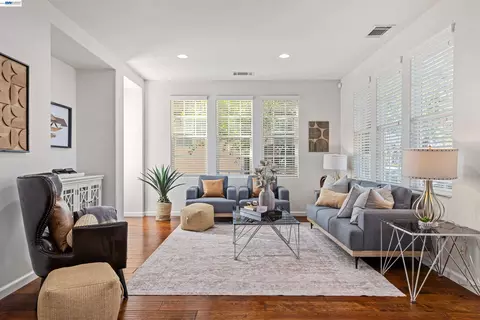 Living - 4731 Malayan St, San Ramon, CA 94582 photo 1 of 2