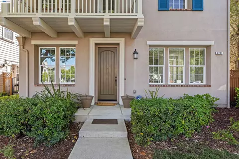 Exterior - 4731 Malayan St, San Ramon, CA 94582 photo 2 of 8