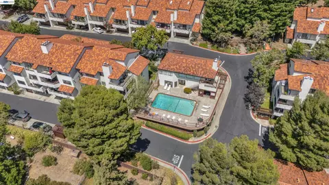View/Area - 22012 Sevilla Rd #95, Hayward, CA 94541 photo 2 of 6