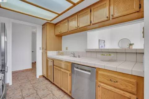 Kitchen - 22012 Sevilla Rd #95, Hayward, CA 94541 photo 2 of 3