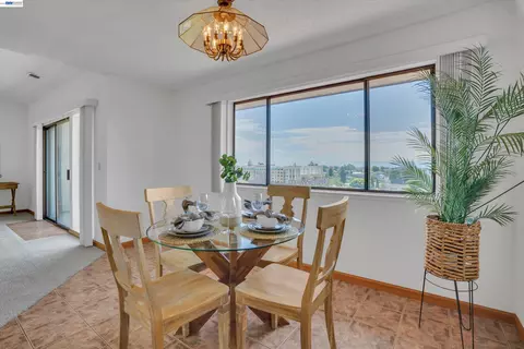 Dining - 22012 Sevilla Rd #95, Hayward, CA 94541 photo 1 of 2