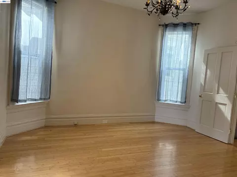 Living - 1221 Campbell, Oakland, CA 94607 photo 1 of 7