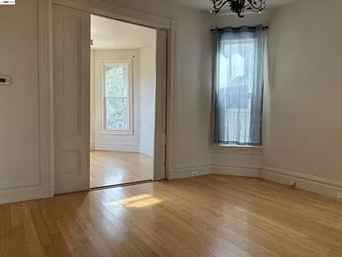 Living - 1221 Campbell, Oakland, CA 94607 photo 2 of 7