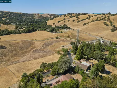 View/Area - 834 Carter Acres Ln, Martinez, CA 94553 photo 10 of 10