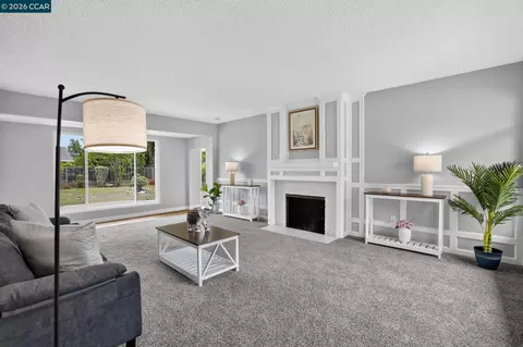 657 S Clover Ave, San Jose, CA 95128