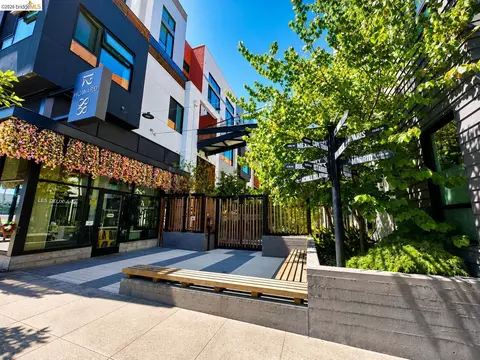 1288 Howard St #322, San Francisco, CA 94103