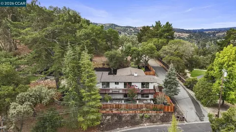 3233 Lucas Cir, Lafayette, CA 94549